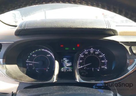 2014 Toyota Avalon Hybrid Xle Premium from USA, damaged, VIN 4T1BD1EB5EU033603